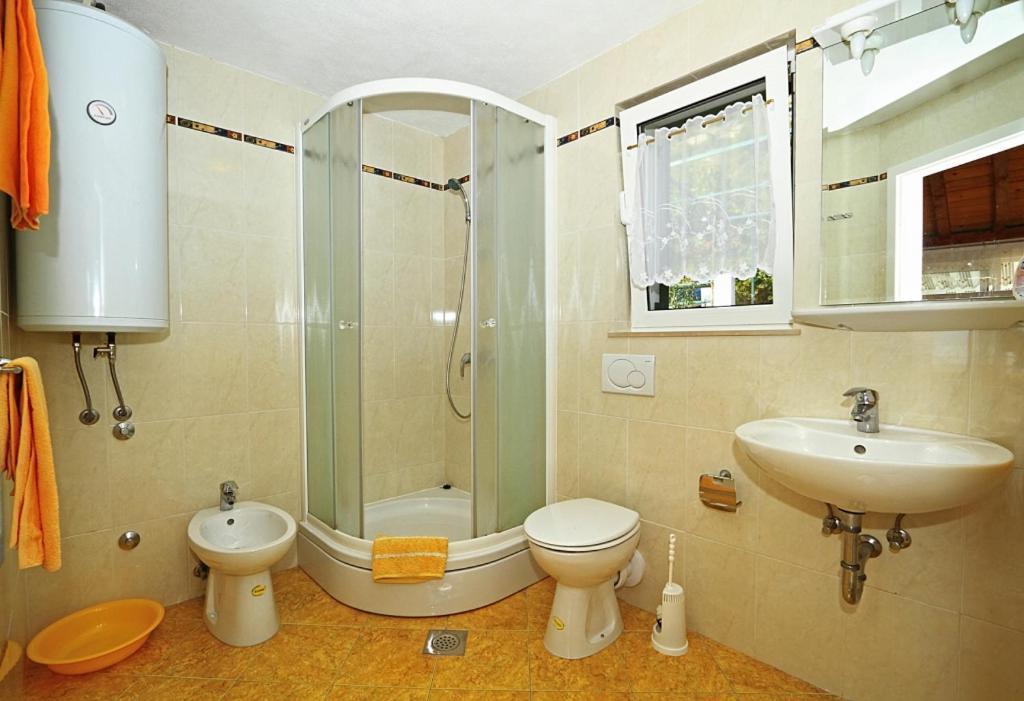 Studio Apartment In Pisak With Seaview, Terrace, Air Condition, Wifi エクステリア 写真